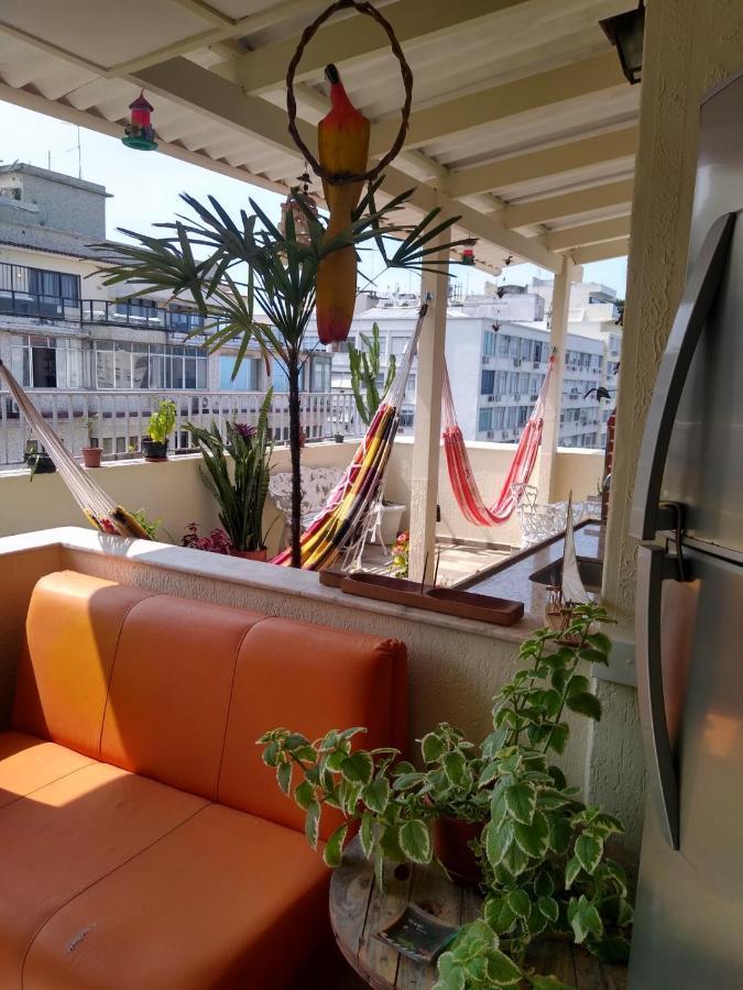 Apartamento Em Cobertura Com Vista O Mar 1 *